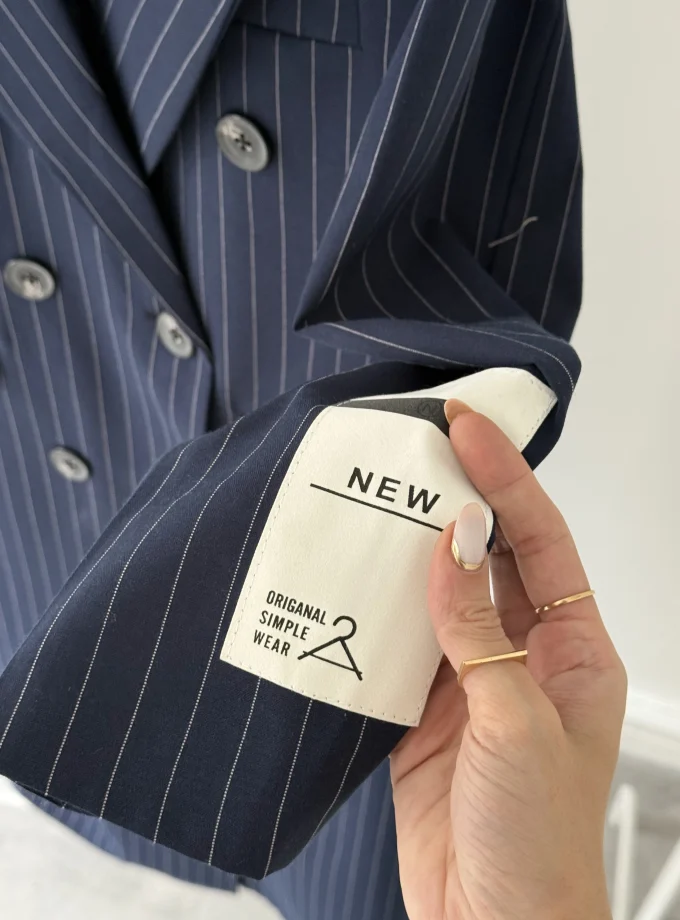 مانتو وانیا