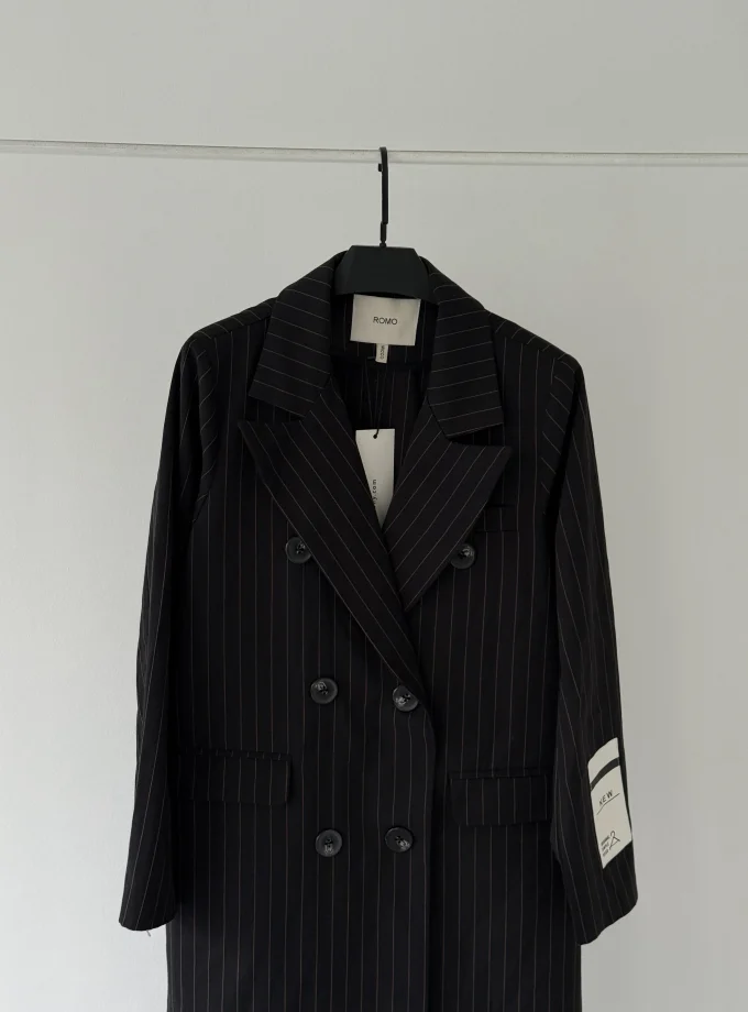 مانتو وانیا