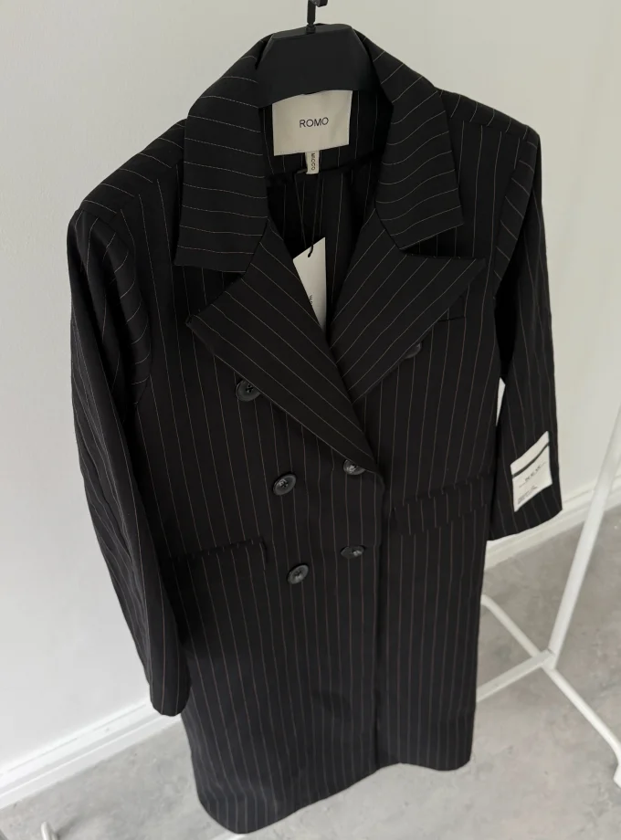 مانتو وانیا