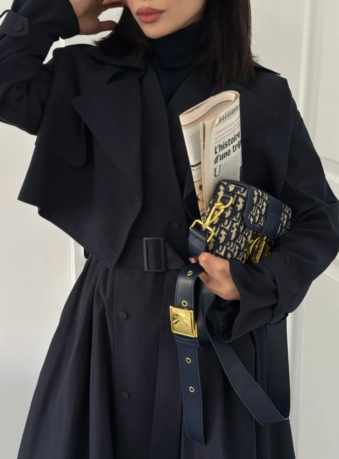 سارافون و کت بارانی Mist